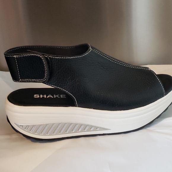 Shake Comfort Peep Toe Walking Platform Wedge - Picture 7 of 8